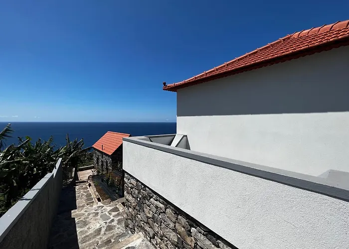 Casas Do Laranjo- Cottages & Infinity Pool
